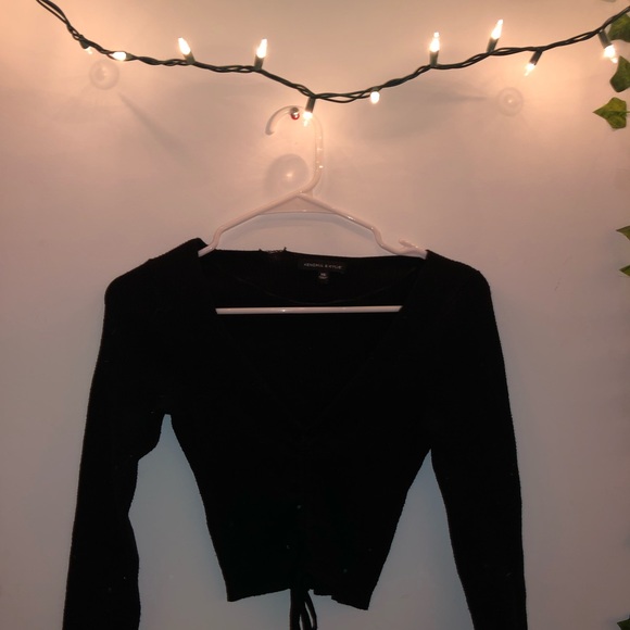 kylie and kendall black top!! - Picture 2 of 4
